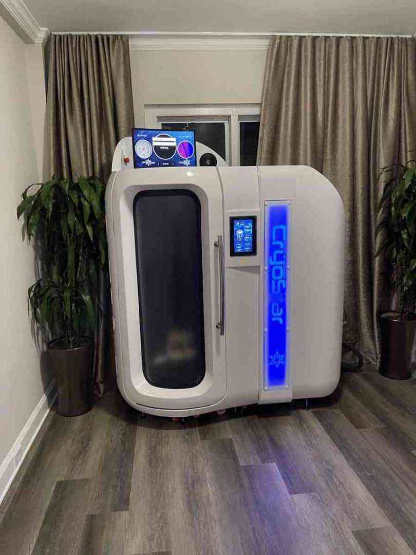 VACUACTIVUS Cryostar Antarctica Electric Open Head Cryotherapy Chamber – GRAND